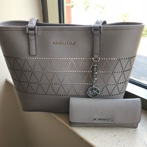 Michael Kors tote with matching wallet